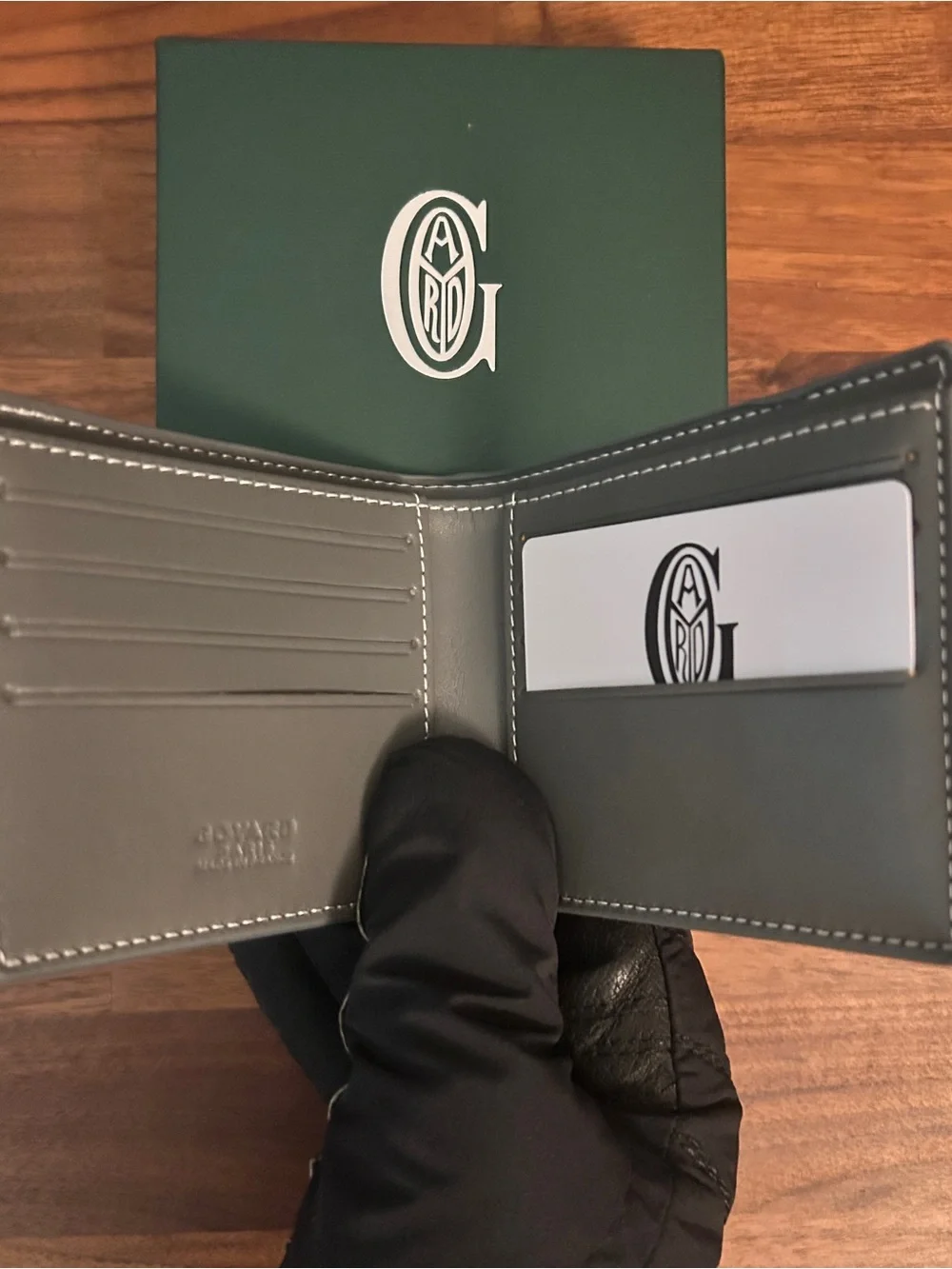 Goyard Grey Wallet with Yellow Microfiber Cloth with Green Box - Men Accessories